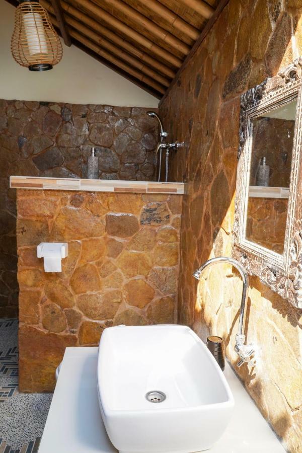 Bamboo Bali Hill Bungalows 艾湄湾 外观 照片