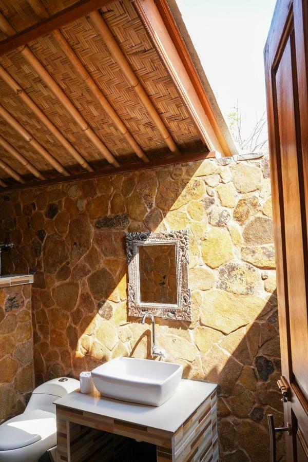 Bamboo Bali Hill Bungalows 艾湄湾 外观 照片
